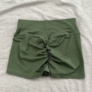 Cinched biker shorts